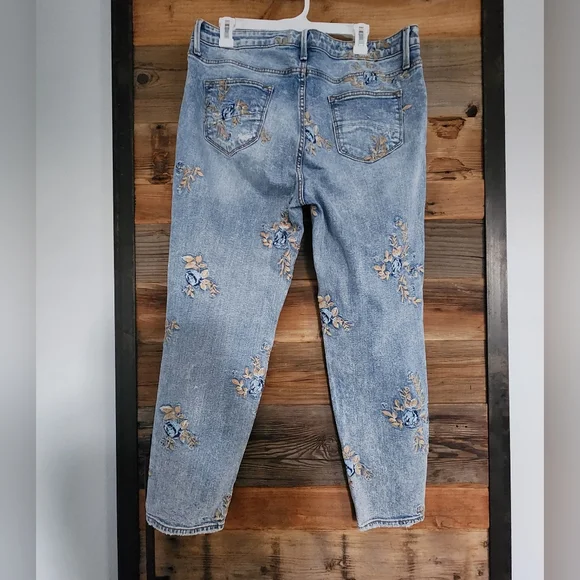 DRIFTWOOD Gizelle Light Blue Denim Floral Embroidered Jean NWOT Size 32 - Picture 5 of 5